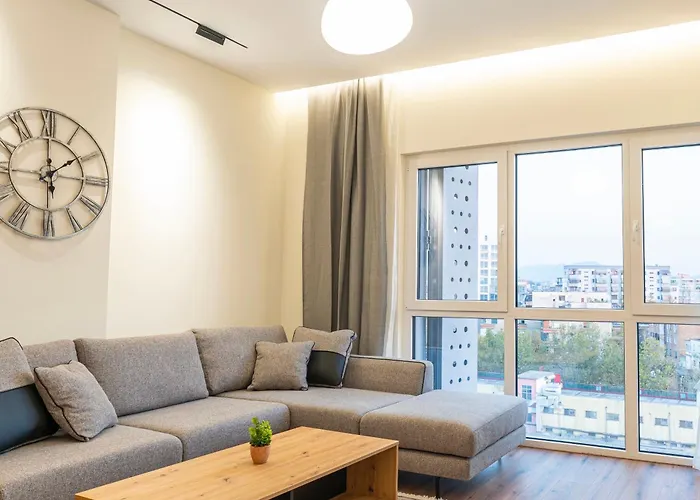 Cane Emerald * Tirana